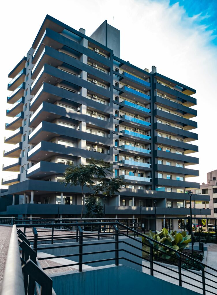 Contact Vision Real Estate Qatar – Premium Rental Flats Available